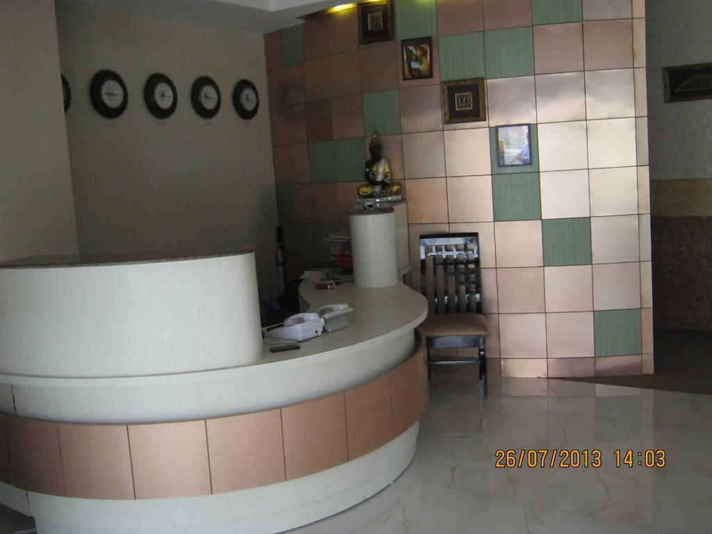 Hotel The Royal Court Nainital Zewnętrze zdjęcie