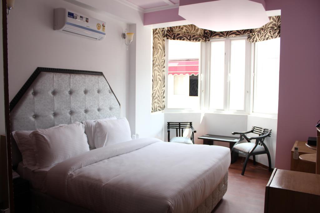 Hotel The Royal Court Nainital Pokój zdjęcie